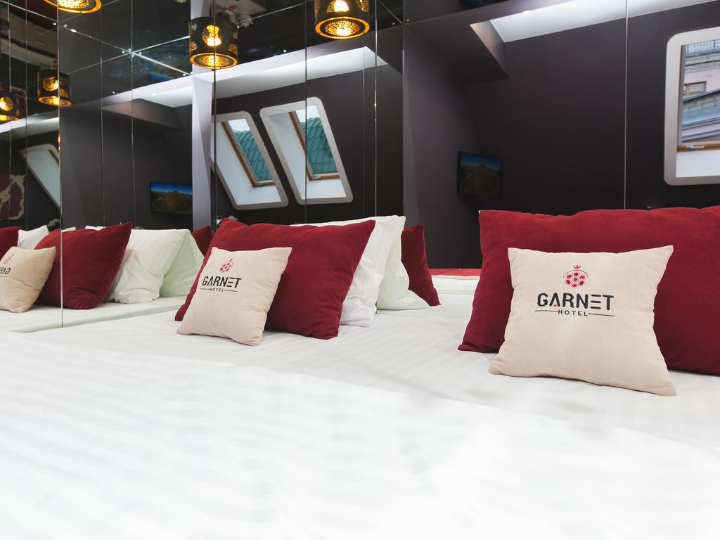 Garnet Hotel Tscheljabinsk Exterior foto